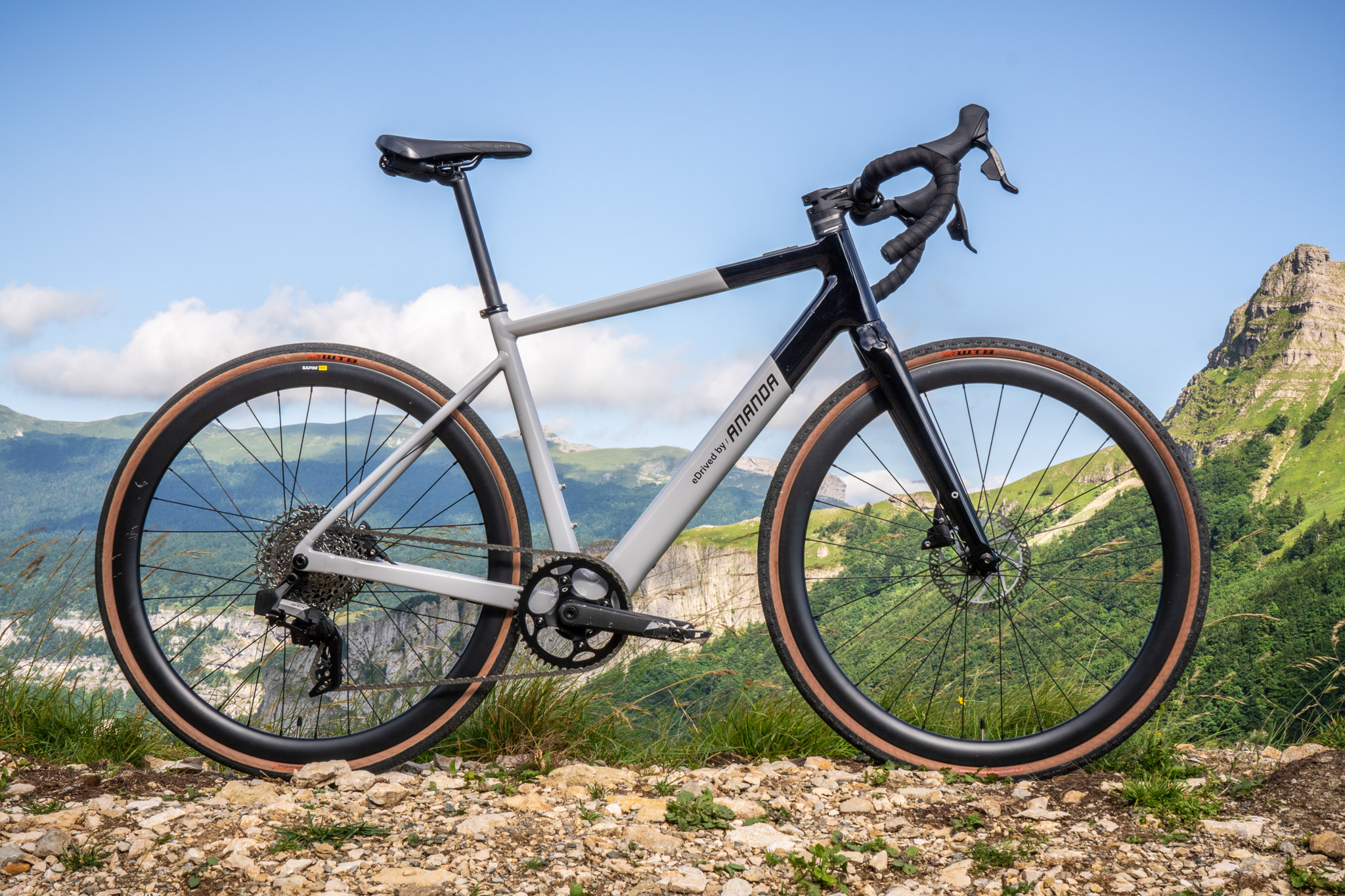Ananda T R Introducing the Ananda R820 Hub Motor - Ananda